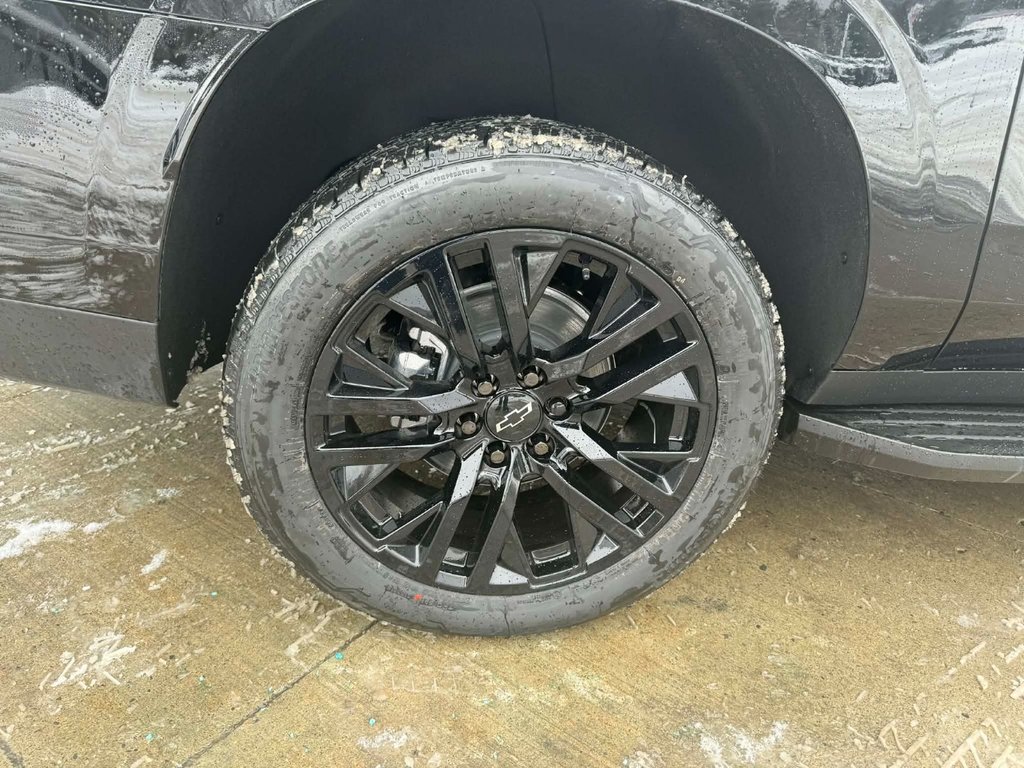 2026 Chevrolet Suburban Premier in Edmundston, New Brunswick - 17 - w1024h768px