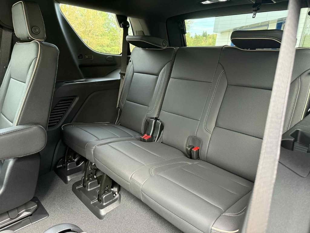 2026 Chevrolet Tahoe Premier in Edmundston, New Brunswick - 17 - w1024h768px