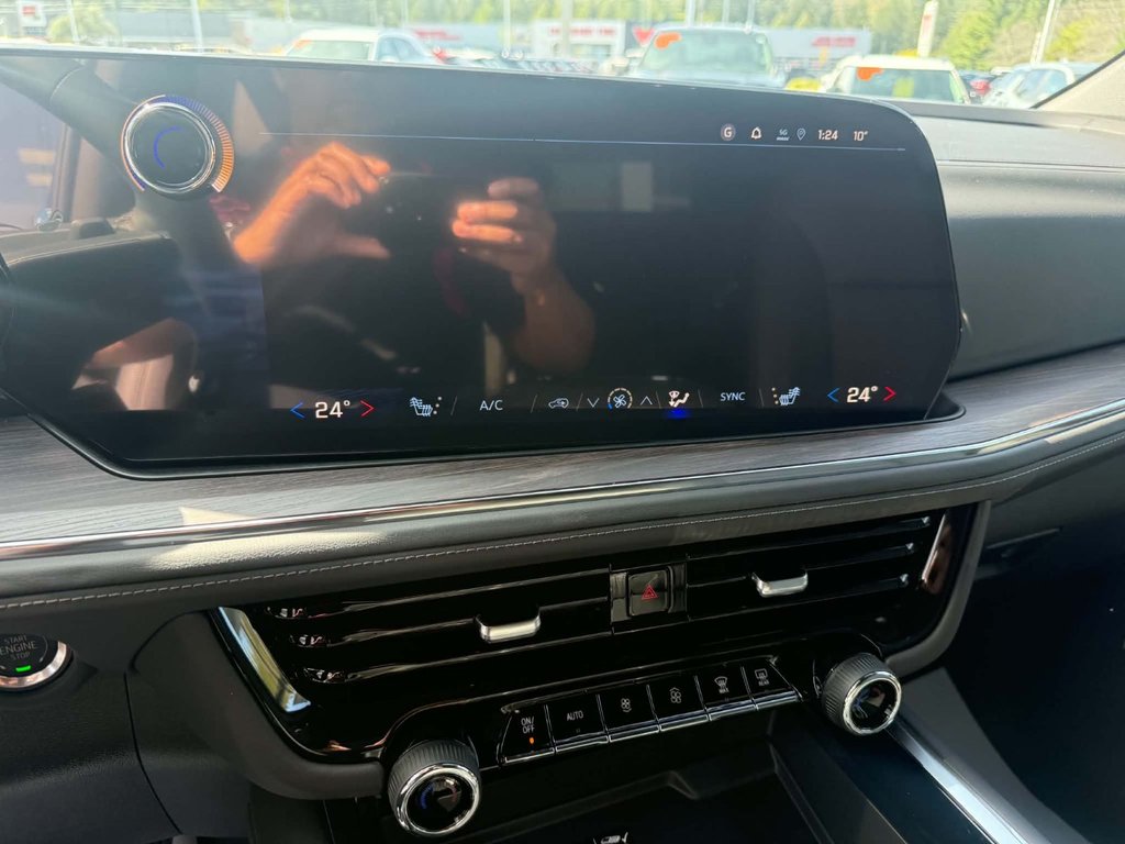 2026 Chevrolet Tahoe LT in Edmundston, New Brunswick - 7 - w1024h768px