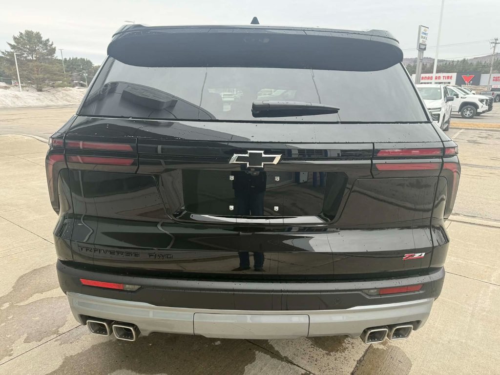 2026 Chevrolet Traverse Z71 in Edmundston, New Brunswick - 6 - w1024h768px