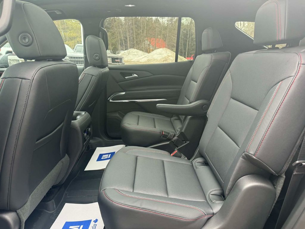 2026 Chevrolet Traverse Z71 in Edmundston, New Brunswick - 9 - w1024h768px