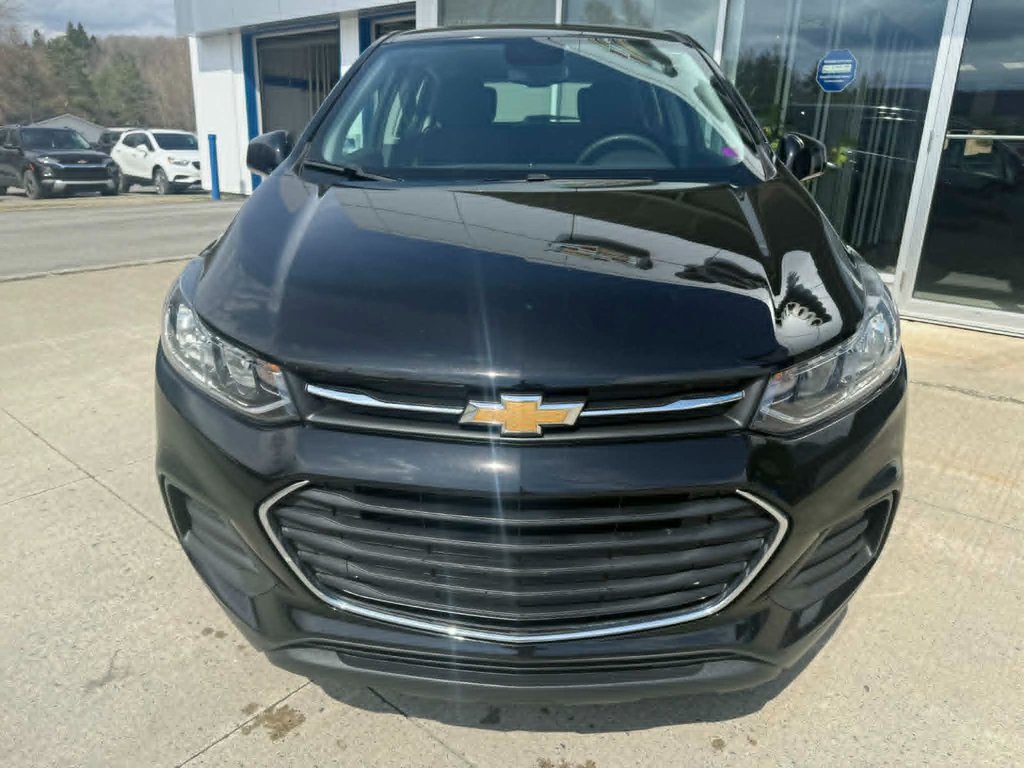 2019 Chevrolet Trax LS in Edmundston, New Brunswick - 3 - w1024h768px