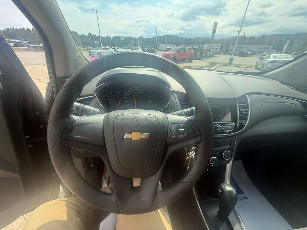 2019 Chevrolet Trax LS in Edmundston, New Brunswick - 15 - w1024h768px