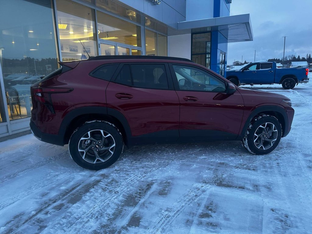 2025 Chevrolet Trax LT in Edmundston, New Brunswick - 3 - w1024h768px