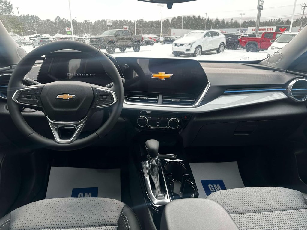 2025 Chevrolet Trax LT in Edmundston, New Brunswick - 13 - w1024h768px