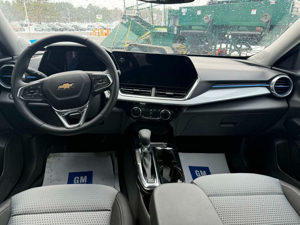 2025 Chevrolet Trax LT in Edmundston, New Brunswick - 12 - w1024h768px