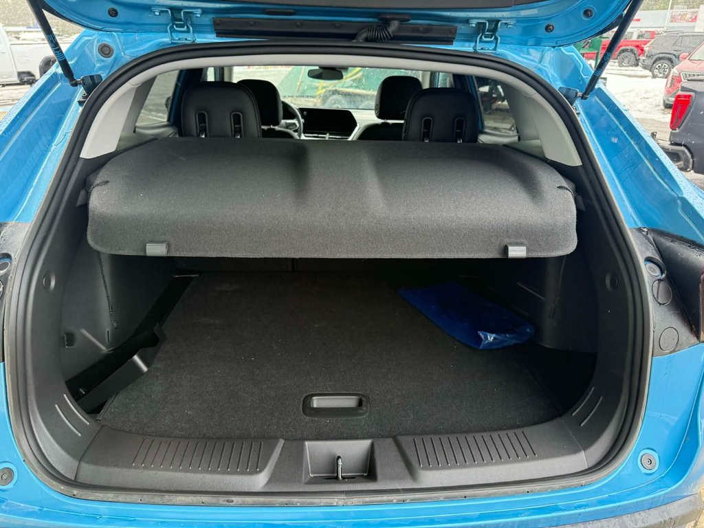 2025 Chevrolet Trax LT in Edmundston, New Brunswick - 6 - w1024h768px