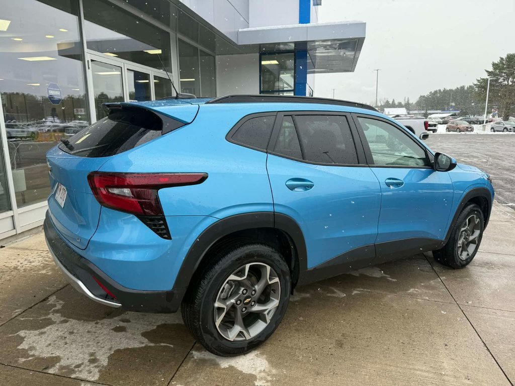 2025 Chevrolet Trax LT in Edmundston, New Brunswick - 4 - w1024h768px