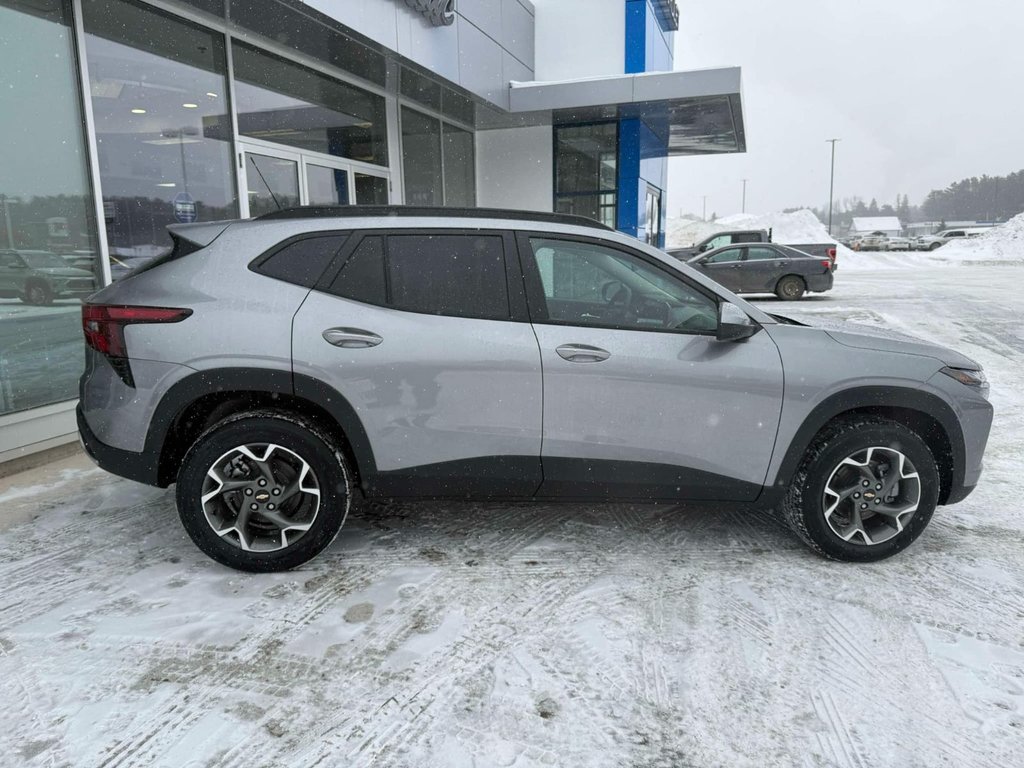 2025 Chevrolet Trax LT in Edmundston, New Brunswick - 3 - w1024h768px