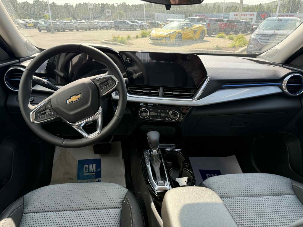 2025 Chevrolet Trax LT in Edmundston, New Brunswick - 9 - w1024h768px