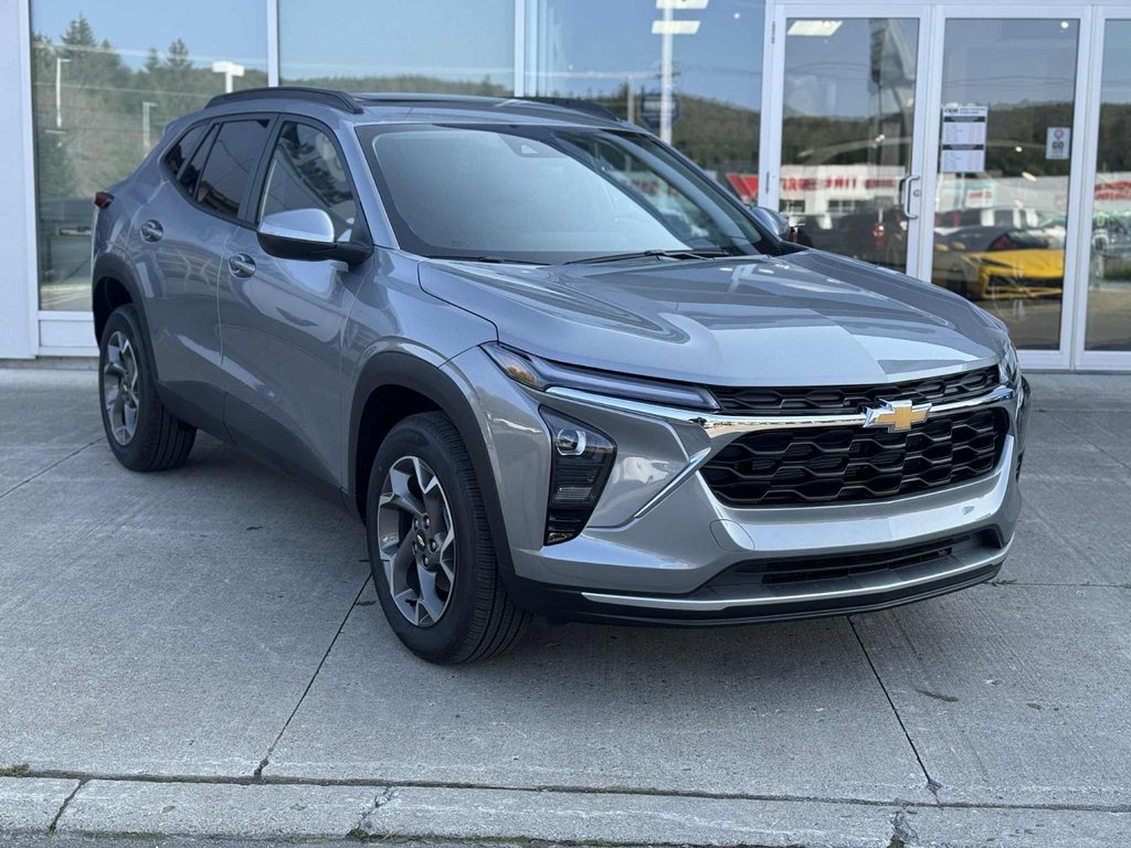 2025 Chevrolet Trax LT in Edmundston, New Brunswick - 2 - w1024h768px