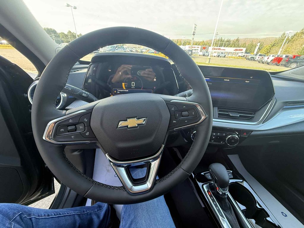 2025 Chevrolet Trax LT in Edmundston, New Brunswick - 14 - w1024h768px