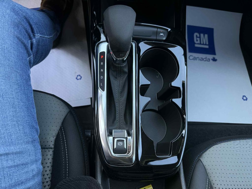 2025 Chevrolet Trax LT in Edmundston, New Brunswick - 10 - w1024h768px