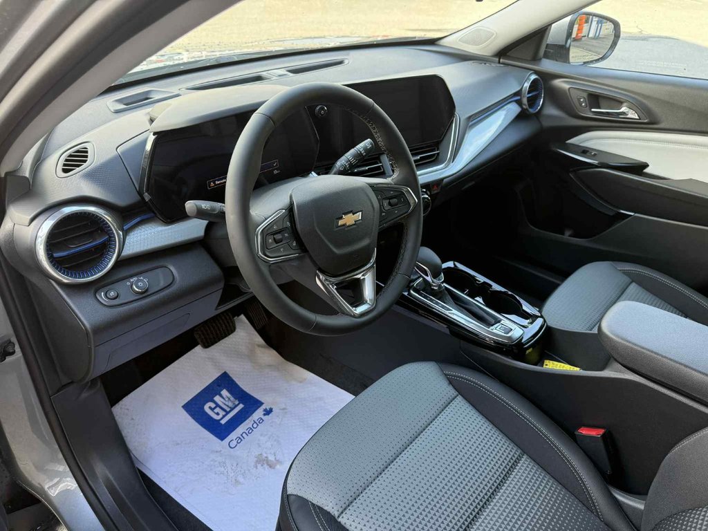 2025 Chevrolet Trax LT in Edmundston, New Brunswick - 8 - w1024h768px