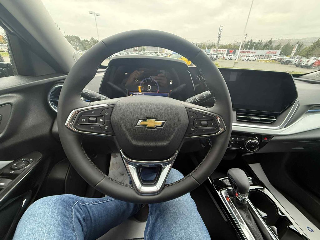 2025 Chevrolet Trax LT in Edmundston, New Brunswick - 13 - w1024h768px