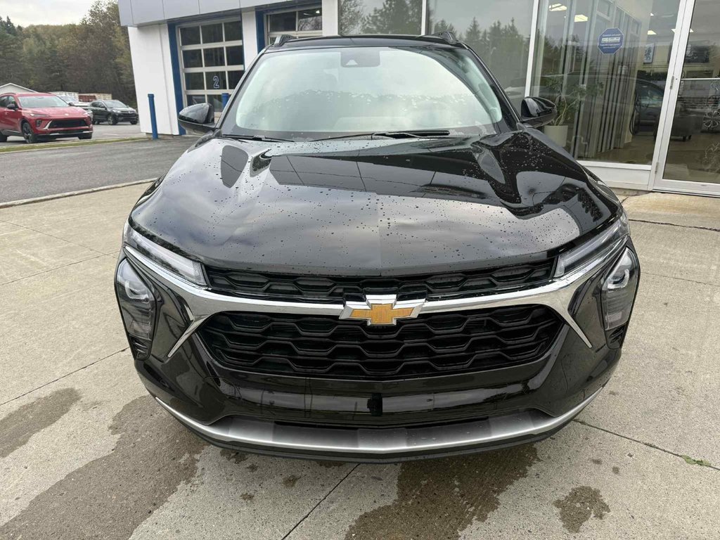 2025 Chevrolet Trax LT in Edmundston, New Brunswick - 3 - w1024h768px