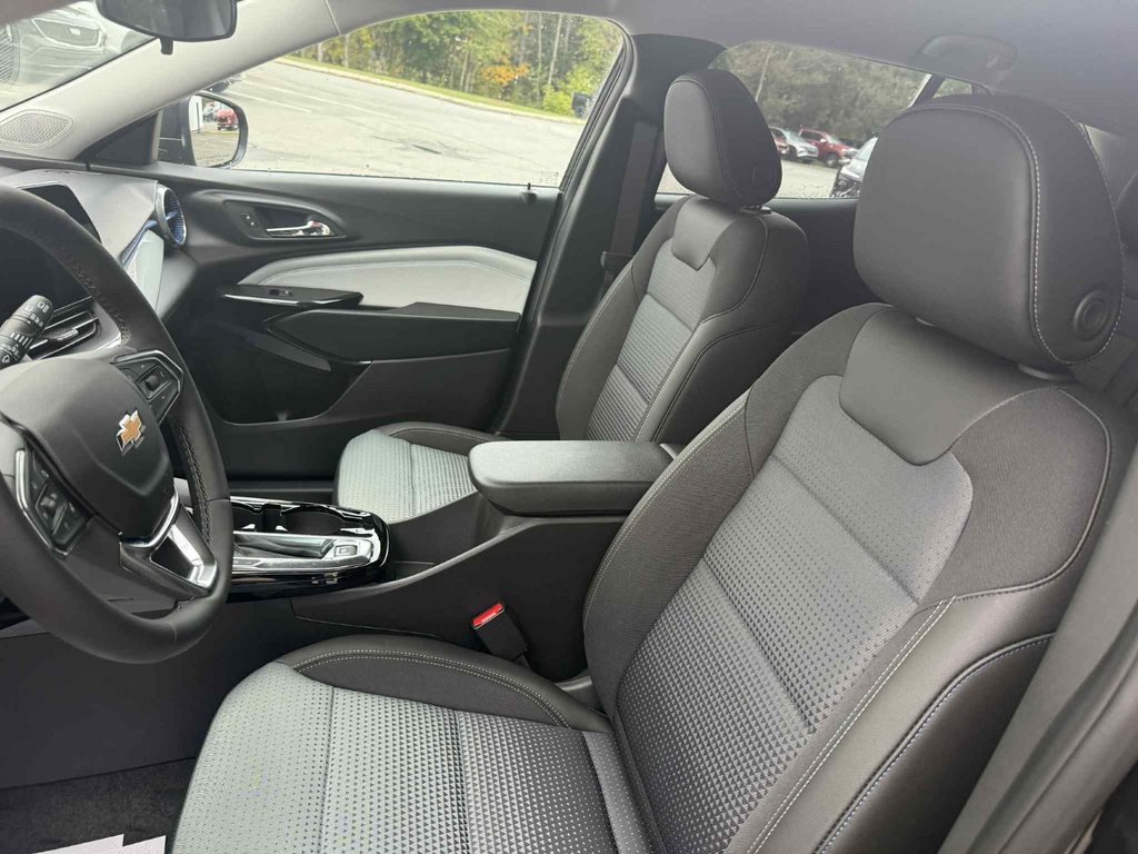 2025 Chevrolet Trax LT in Edmundston, New Brunswick - 11 - w1024h768px