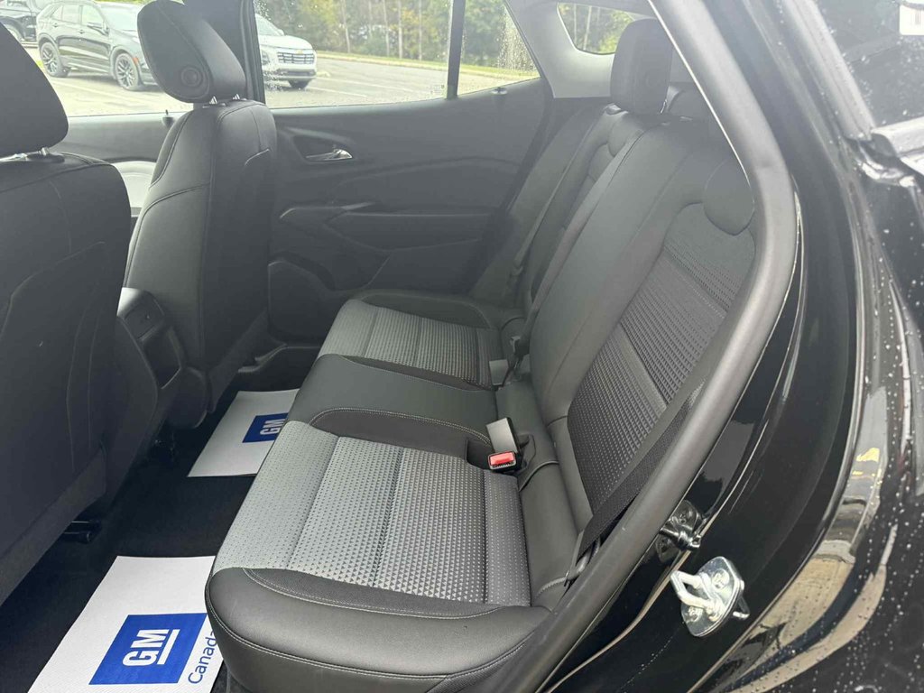 2025 Chevrolet Trax LT in Edmundston, New Brunswick - 12 - w1024h768px