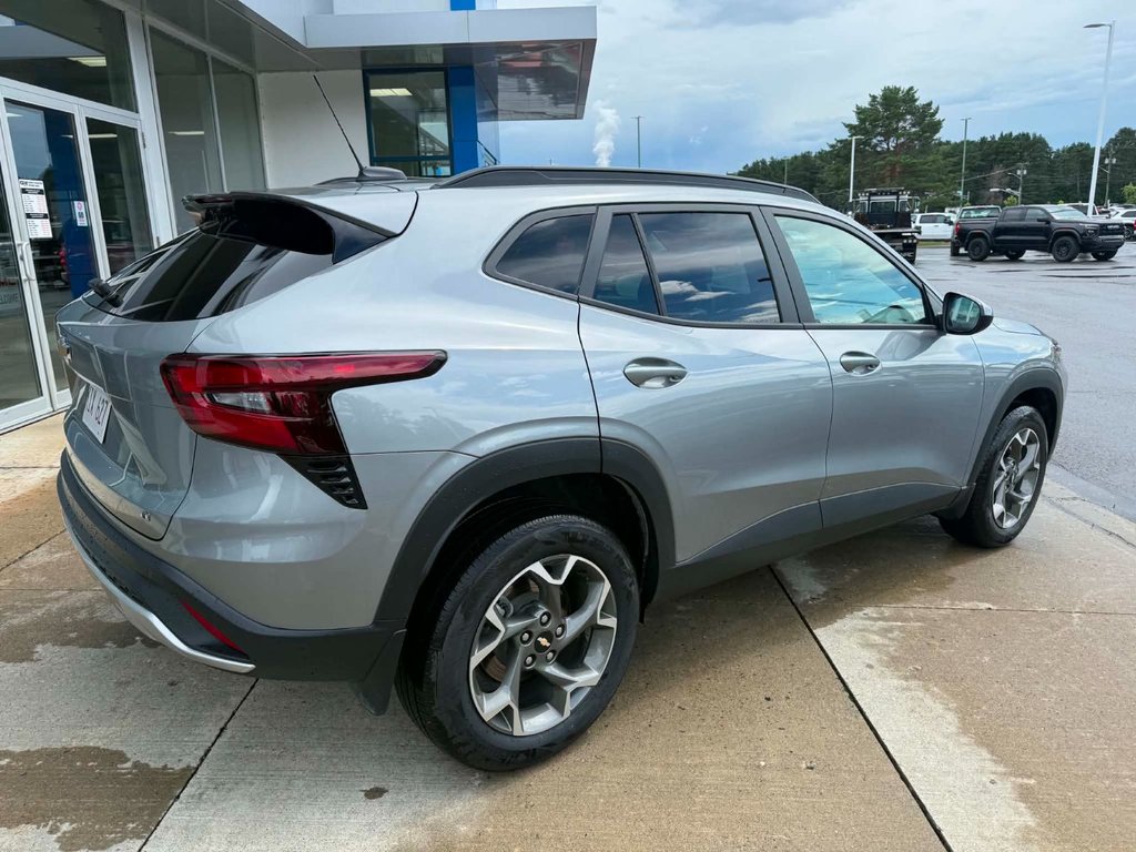 2025 Chevrolet Trax LT in Edmundston, New Brunswick - 5 - w1024h768px