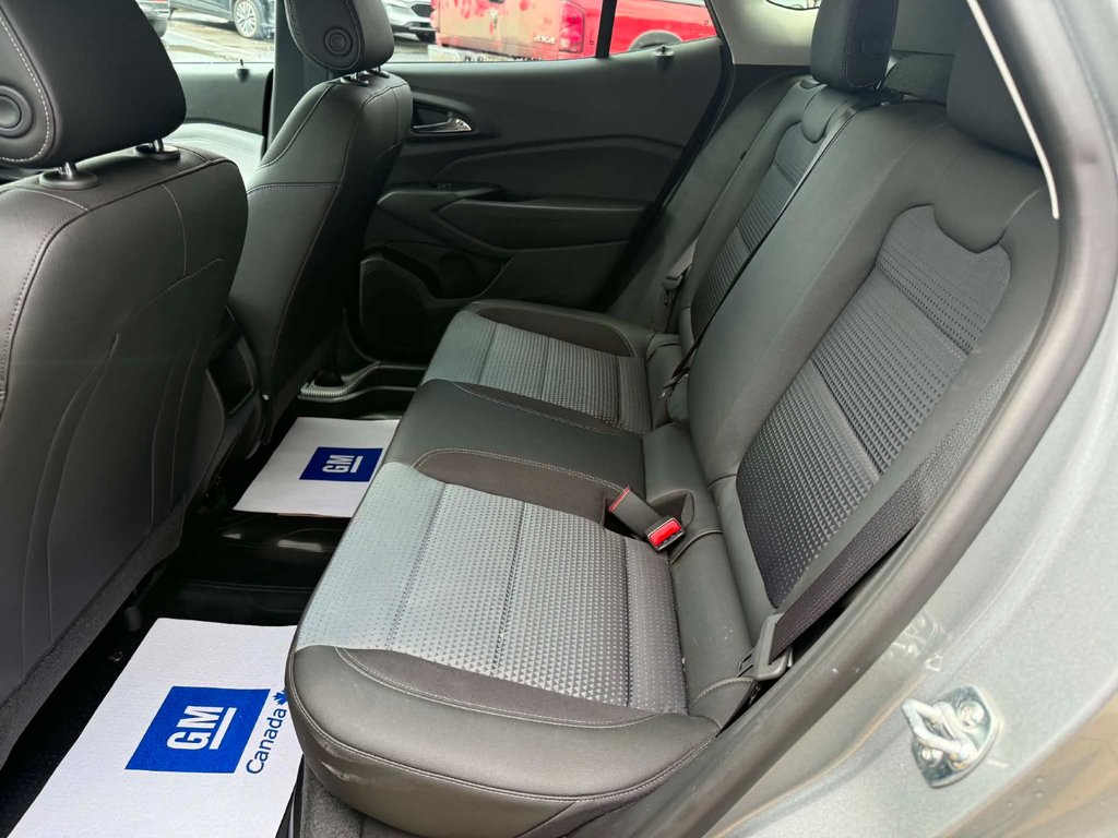 2025 Chevrolet Trax LT in Edmundston, New Brunswick - 8 - w1024h768px