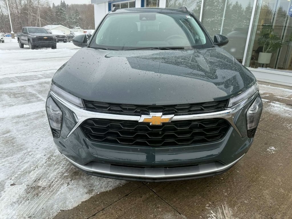 Chevrolet Trax LT 2026 à Edmundston, Nouveau-Brunswick - 3 - w1024h768px