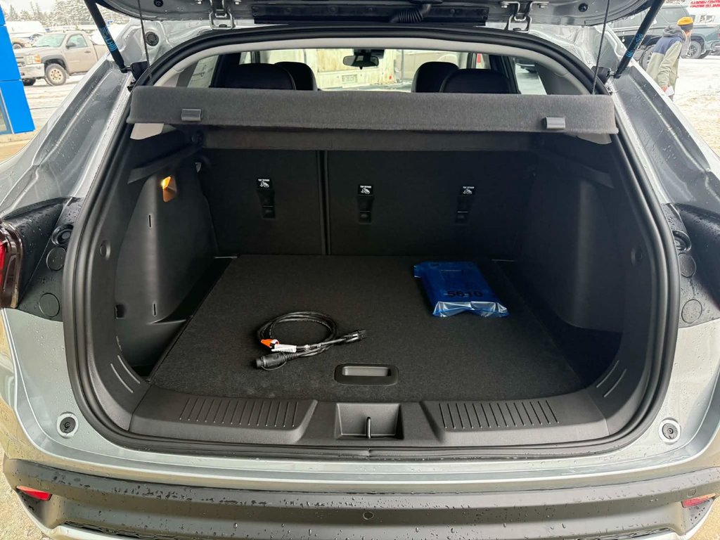 2026 Chevrolet Trax LT in Edmundston, New Brunswick - 8 - w1024h768px