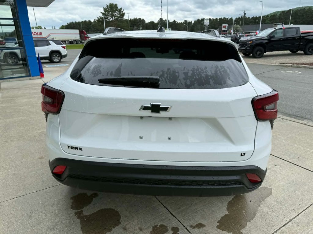 2026 Chevrolet Trax LT in Edmundston, New Brunswick - 6 - w1024h768px