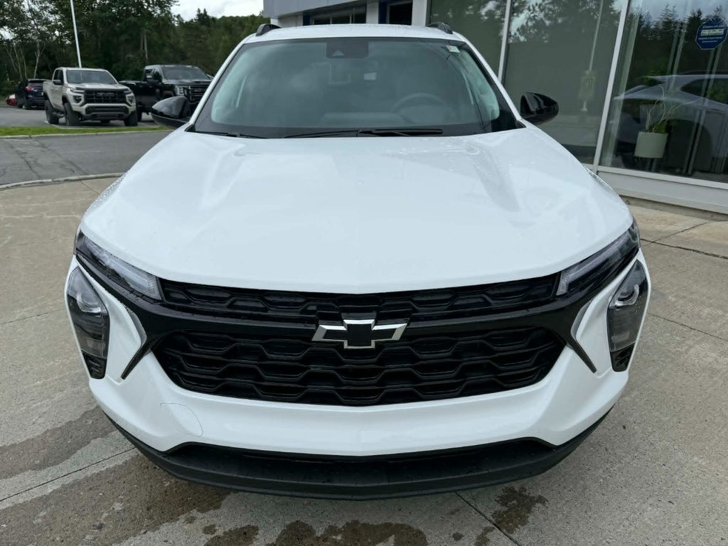 2026 Chevrolet Trax LT in Edmundston, New Brunswick - 3 - w1024h768px
