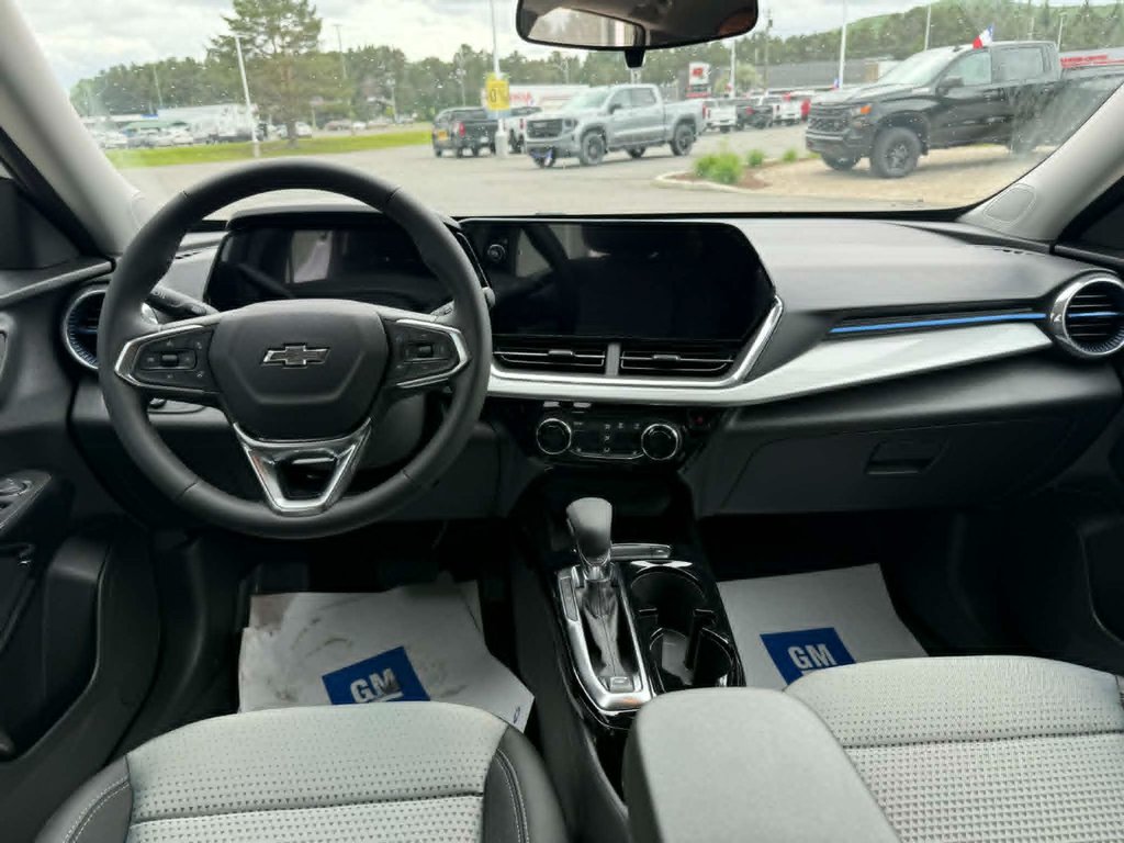 2026 Chevrolet Trax LT in Edmundston, New Brunswick - 14 - w1024h768px