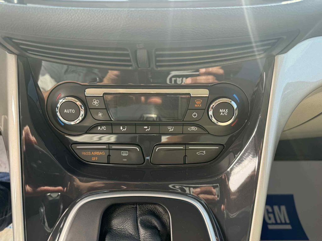 2013 Ford Escape SEL in Edmundston, New Brunswick - 11 - w1024h768px