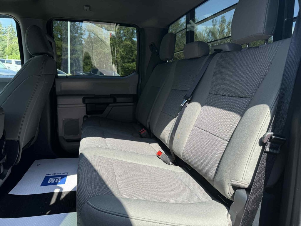 2021 Ford Super Duty F-350 SRW in Edmundston, New Brunswick - 9 - w1024h768px