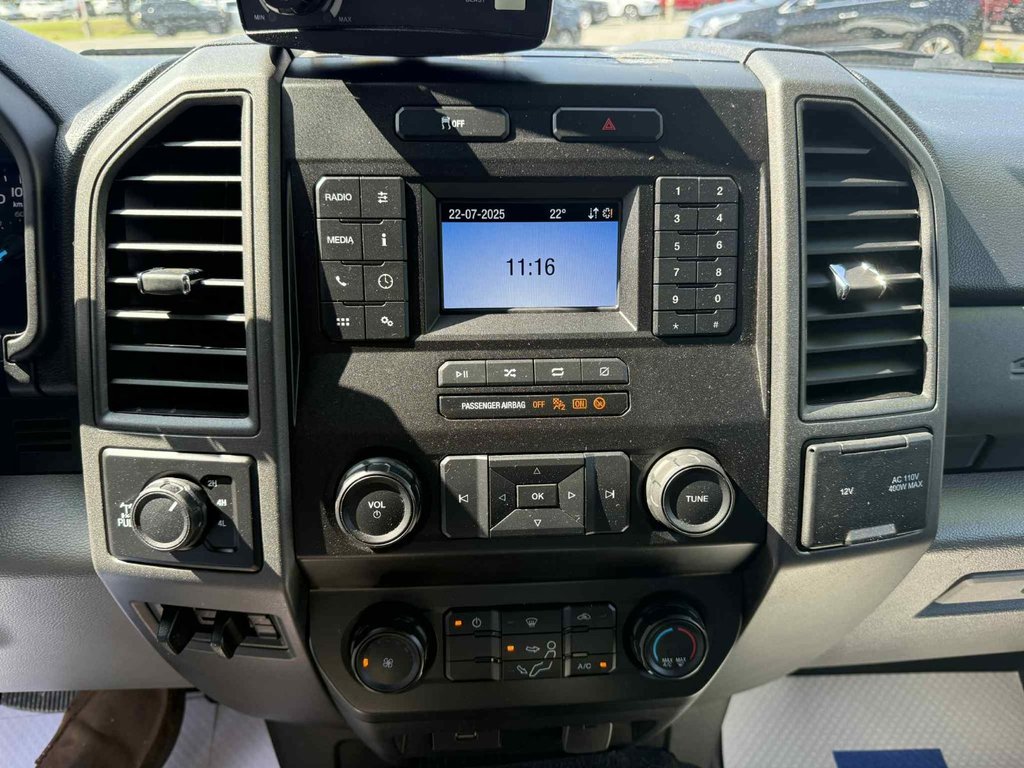 2021 Ford Super Duty F-350 SRW in Edmundston, New Brunswick - 14 - w1024h768px