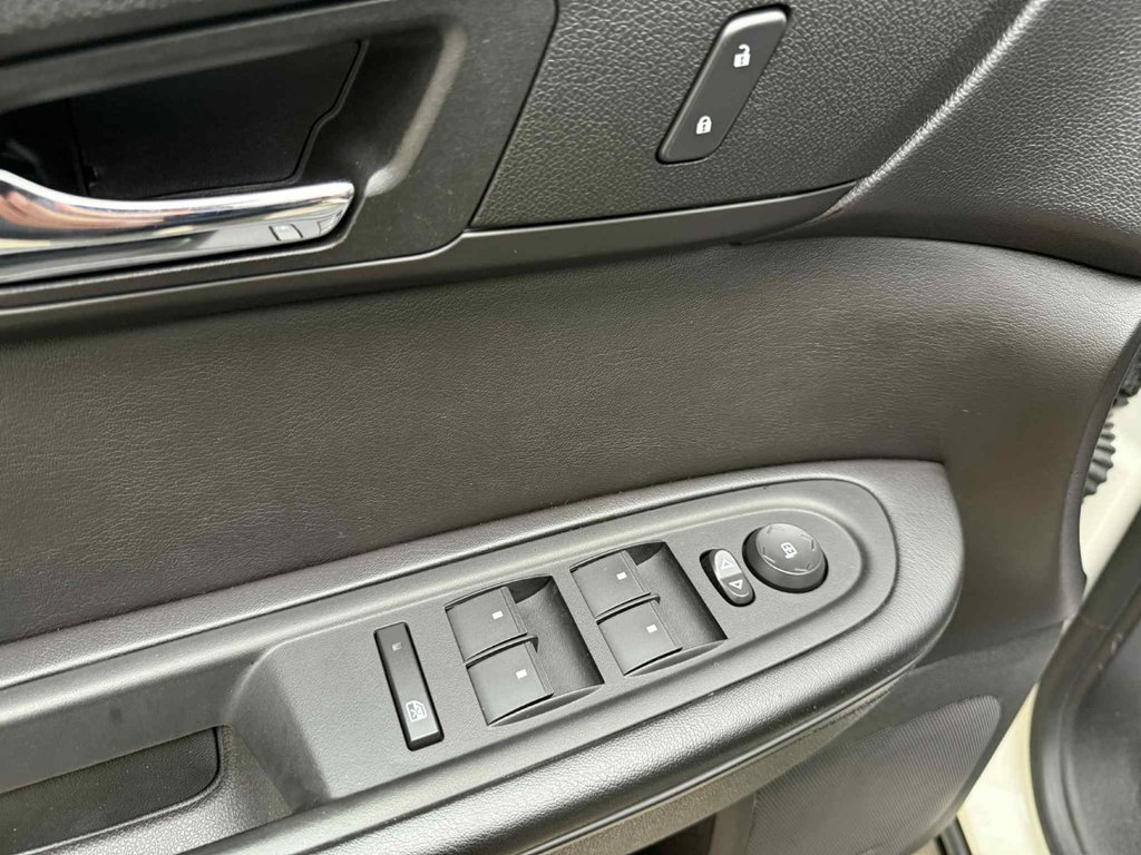 2013 GMC Acadia SLE2 in Edmundston, New Brunswick - 14 - w1024h768px