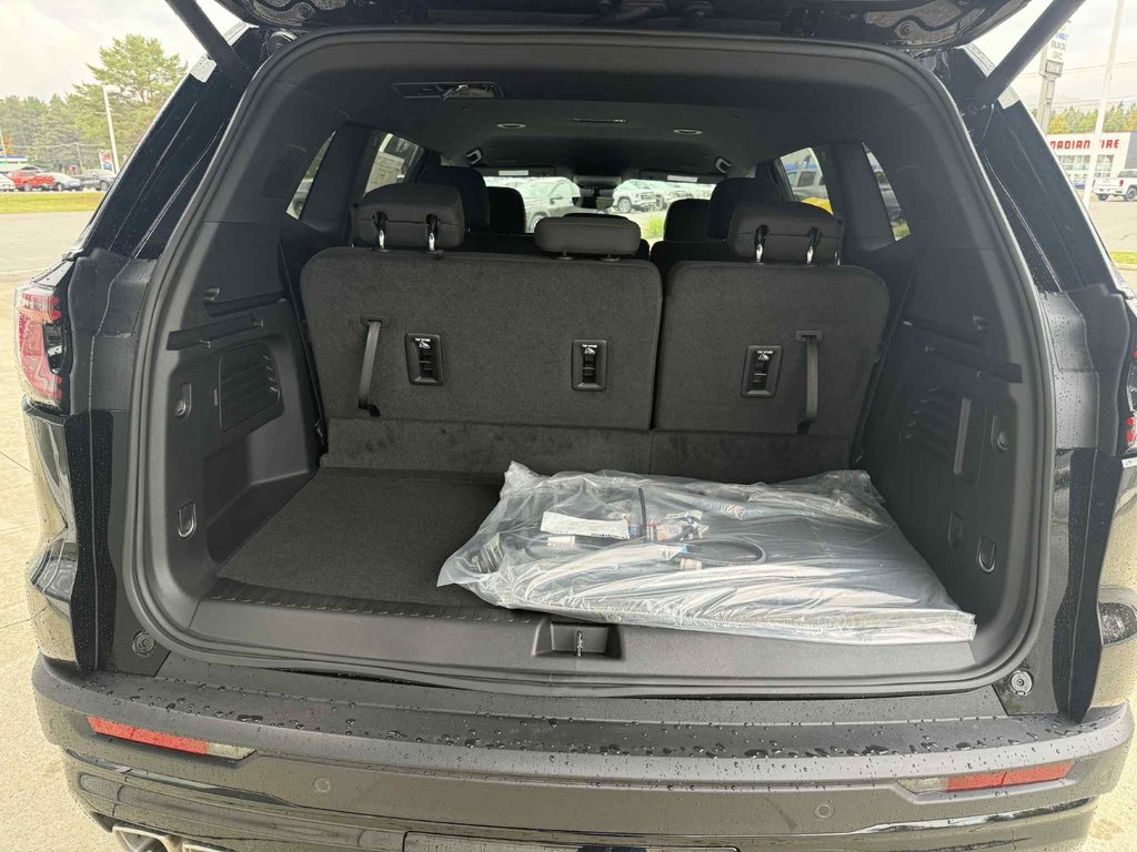 2026 GMC Acadia ELEVATION in Edmundston, New Brunswick - 8 - w1024h768px