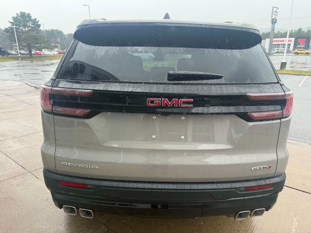 2027 GMC Acadia AT4 in Edmundston, New Brunswick - 6 - w1024h768px