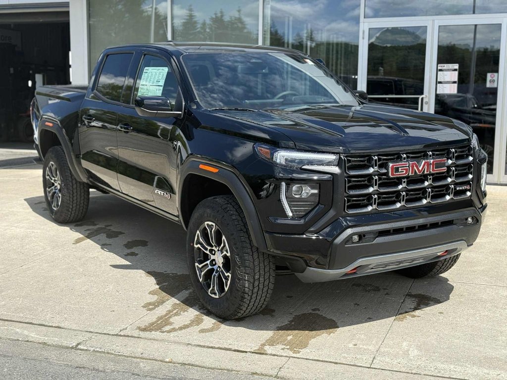 GMC Canyon AT4 2025 à Edmundston, Nouveau-Brunswick - 2 - w1024h768px
