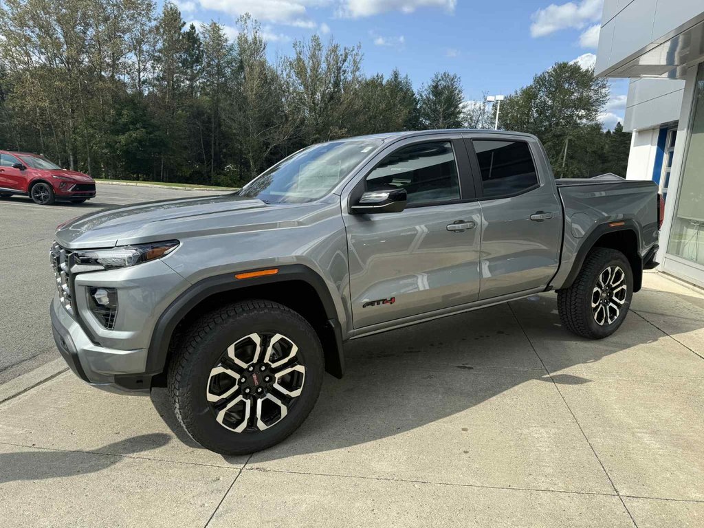 2026 GMC Canyon AT4 in Edmundston, New Brunswick - 5 - w1024h768px