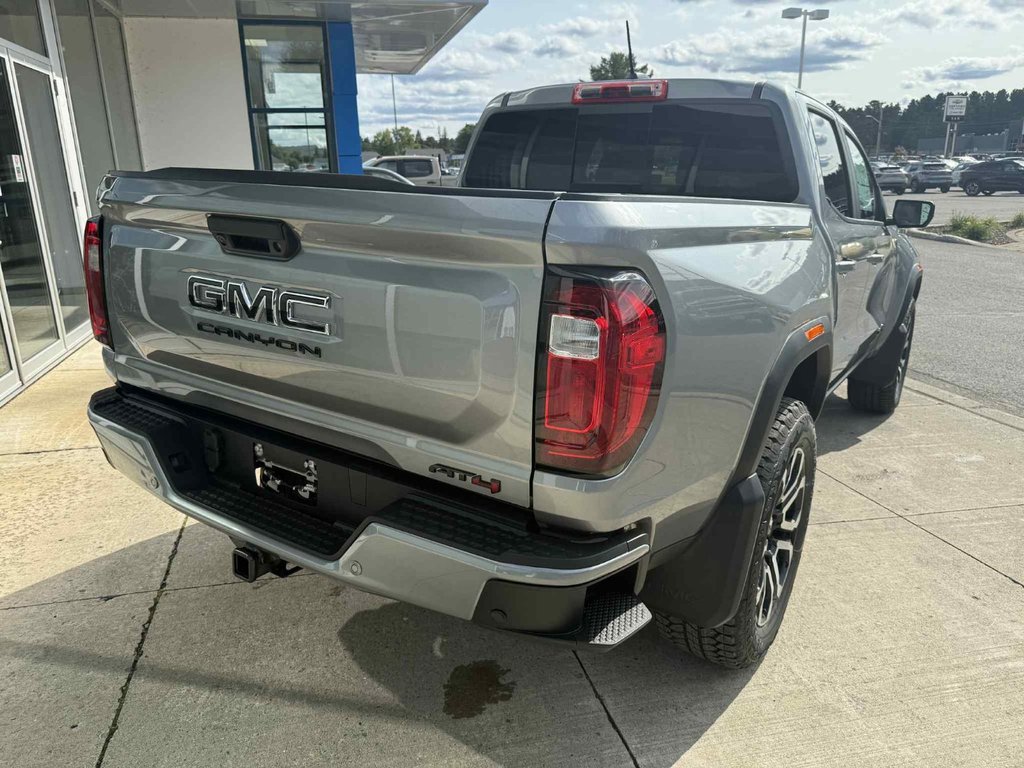 2026 GMC Canyon AT4 in Edmundston, New Brunswick - 6 - w1024h768px