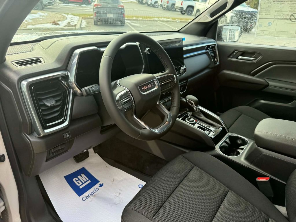2026 GMC Canyon ELEVATION in Edmundston, New Brunswick - 12 - w1024h768px
