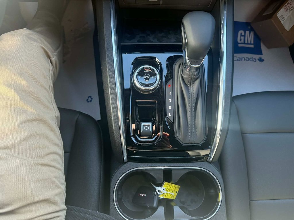 2026 GMC Canyon ELEVATION in Edmundston, New Brunswick - 15 - w1024h768px