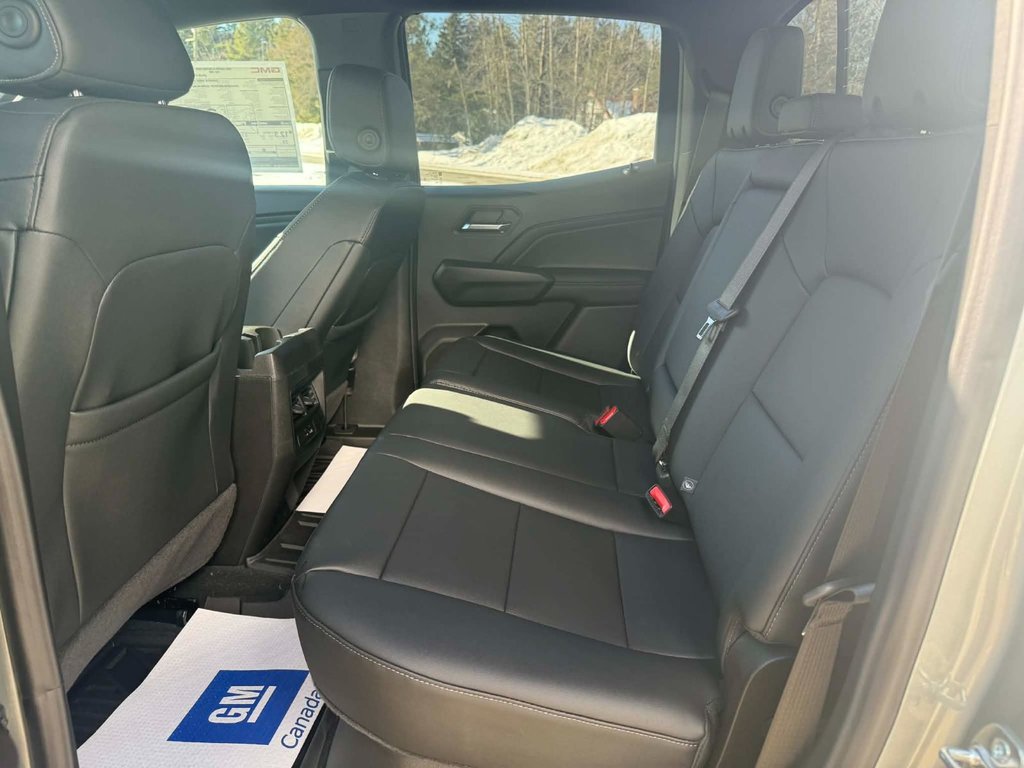 2026 GMC Canyon ELEVATION in Edmundston, New Brunswick - 12 - w1024h768px