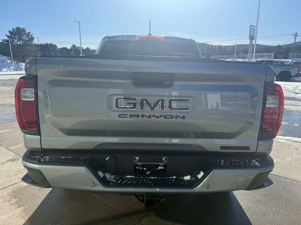 2026 GMC Canyon ELEVATION in Edmundston, New Brunswick - 6 - w1024h768px