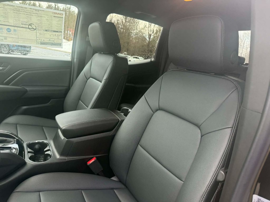 2026 GMC Canyon ELEVATION in Edmundston, New Brunswick - 10 - w1024h768px