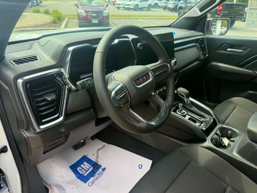 2026 GMC Canyon ELEVATION in Edmundston, New Brunswick - 6 - w1024h768px