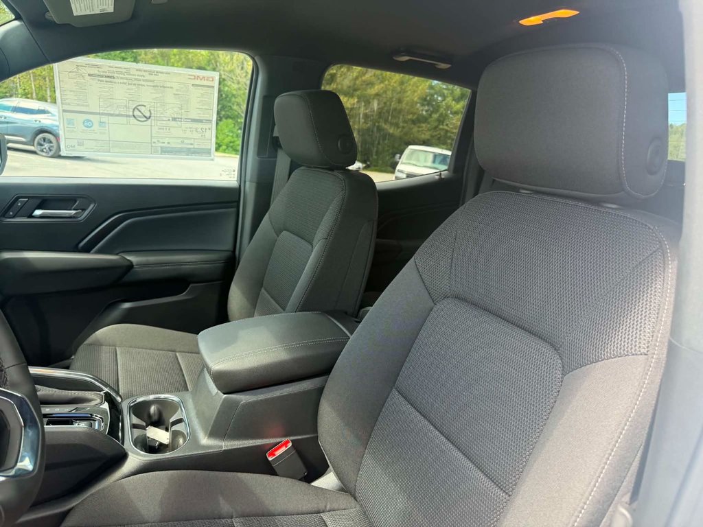 2026 GMC Canyon ELEVATION in Edmundston, New Brunswick - 11 - w1024h768px