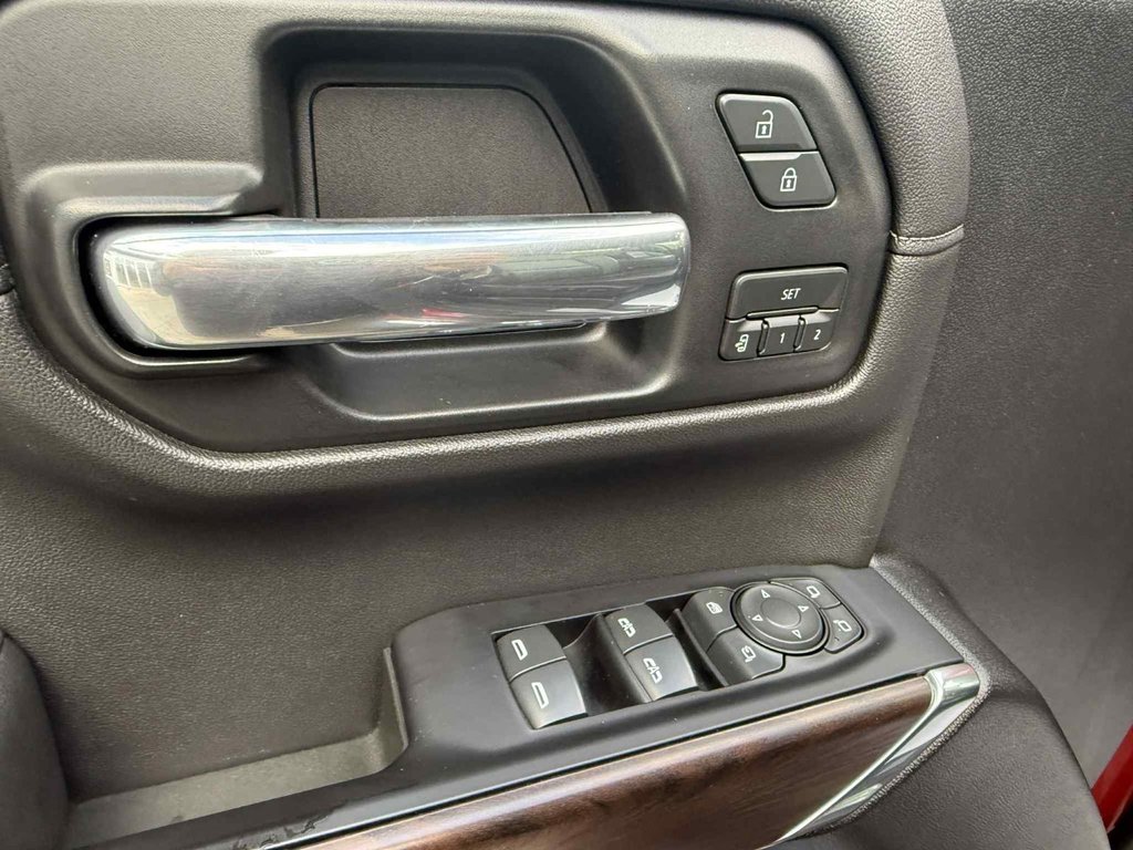2019 GMC Sierra 1500 SLT in Edmundston, New Brunswick - 12 - w1024h768px