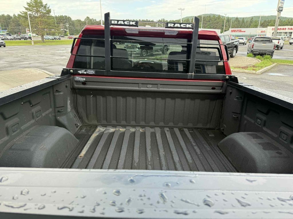2019 GMC Sierra 1500 SLT in Edmundston, New Brunswick - 11 - w1024h768px