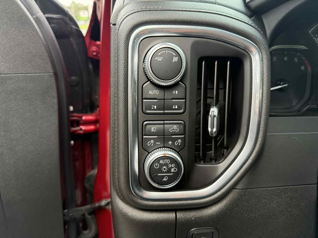 2019 GMC Sierra 1500 SLT in Edmundston, New Brunswick - 13 - w1024h768px