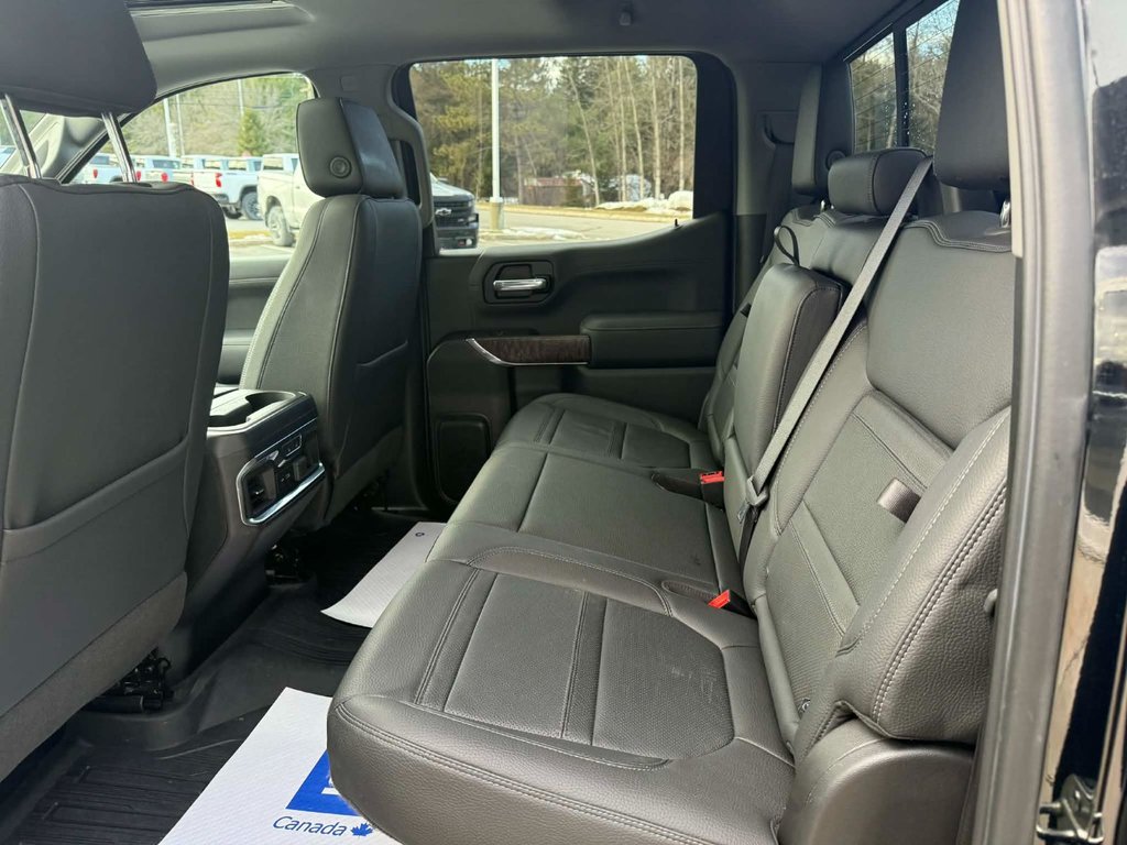 2019 GMC Sierra 1500 Denali in Edmundston, New Brunswick - 16 - w1024h768px