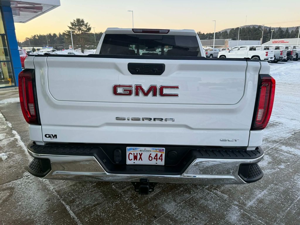 2022 GMC Sierra 1500 SLT in Edmundston, New Brunswick - 7 - w1024h768px